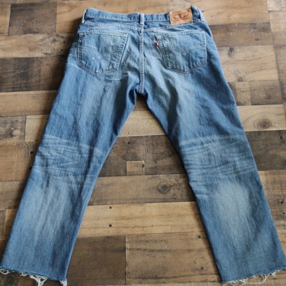 Levi's 508 distressed raw hem jeans size 34×32 - Picture 11 of 14